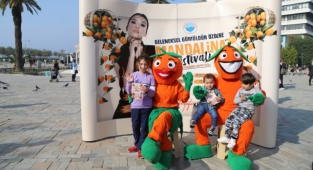 Mandi ve Mandila vatandaşları mandalina festivaline davet etti