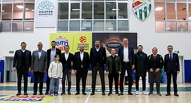 Hidayet Türkoğlu'ndan Frutti Extra Bursaspor'a ziyaret