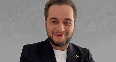 Eski bakanlardan Fehim Adak'ın torunu Yüksel Bilal Adak milletvekili adayı oldu