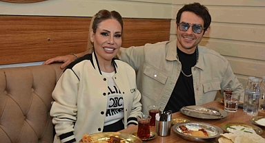 Linet ve Cem Belevi’den konser sonrası çorba keyfi