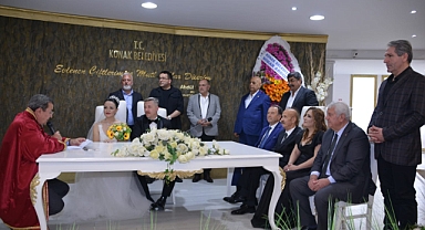 Özgenç ve Mermercioğlu ailelerinin mutlu günü