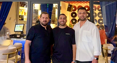 İzmir’in yeni mekanı Newold açıldı