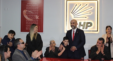 Hakan Kılıç, CHP Narlıdere’yi ziyaret etti