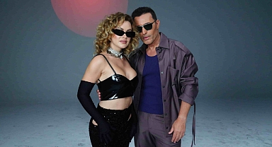 Mustafa Sandal - Olga Napoli düeti