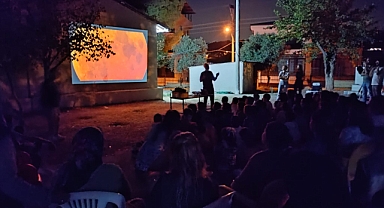 Köy okulu öğrencileri ilk defa Ay’ı gördü