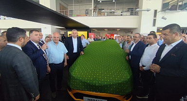 İzmir’de Taksicilere Özel Renault Megane Dönemi Başladı