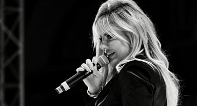 Deniz Olgun, Wedgala Wedding Fashion Show'da Geceye Damga Vurdu