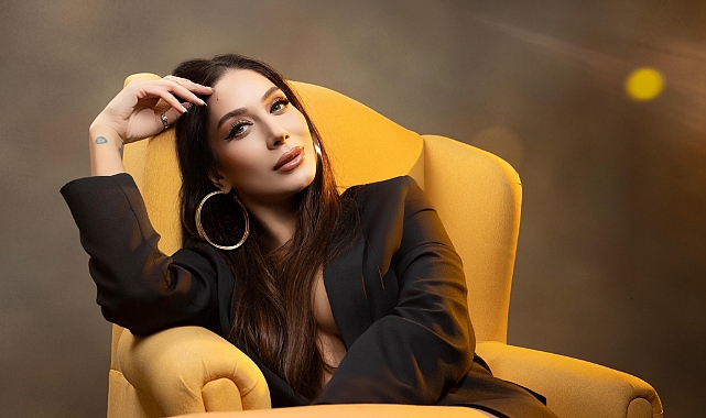 Ece Gürsel “Kalbin Yalan Akustik” tüm dijital platformlarda yayında