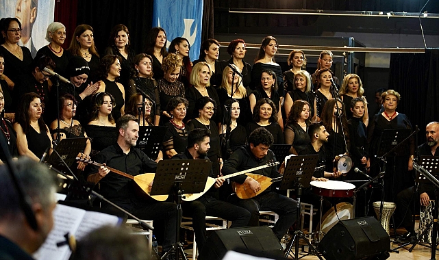 Aliağa'da Türk Halk Müziği Rüzgârı Esti