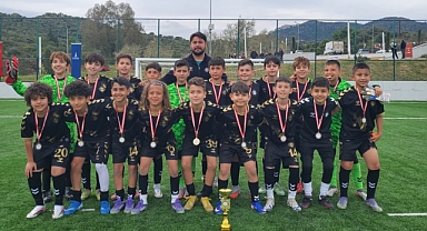 Altay U11, 23 Nisan Kupası’nda şampiyon oldu