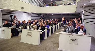 Buca’da Vekâlet Yarışı Kızıştı: CHP Grubu Hassas Dengede